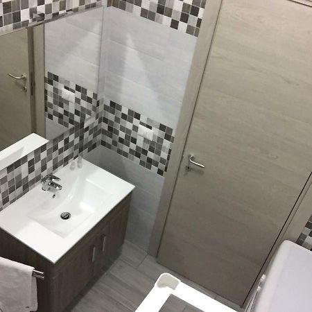 Alloggio Tulipano Apartment Acerra Bagian luar foto