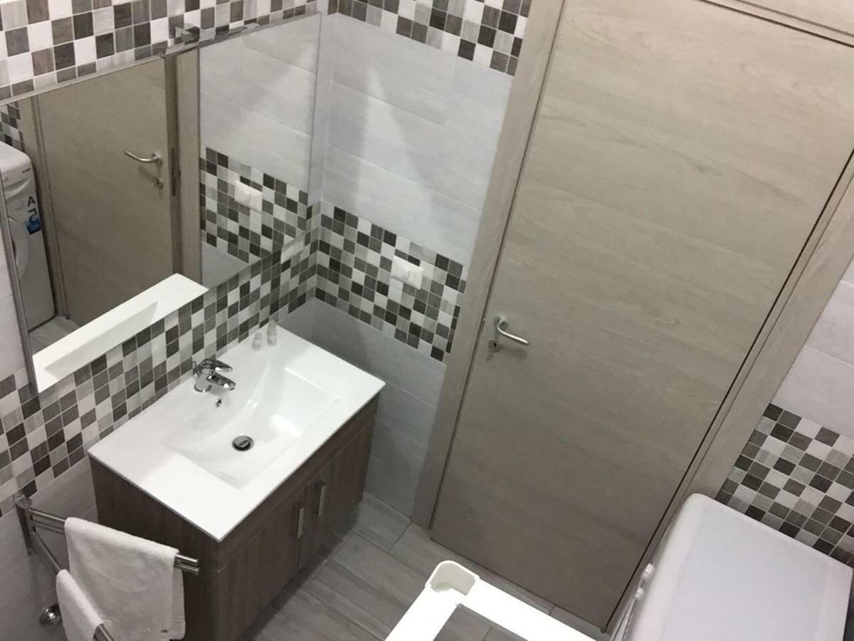 Alloggio Tulipano Apartment Acerra Bagian luar foto